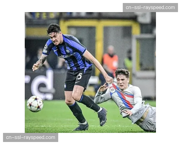 巴斯托尼角球进攻中破门,为国米挽回颜面但无力回天 巴斯托尼角球进攻中破门,为国米挽回颜面但无力回天