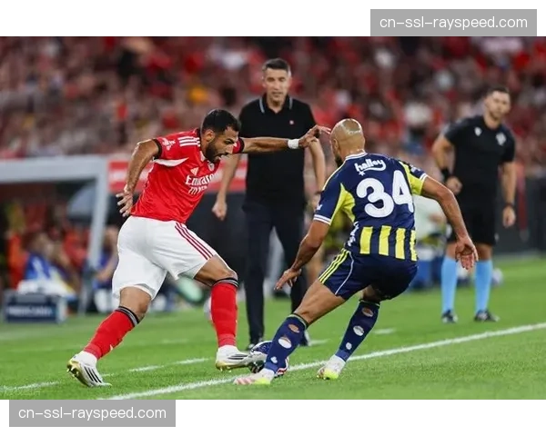 观点：战术同质化危机？欧冠八强中六队采用“4231”或“433”变体为基础阵型