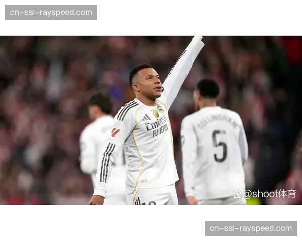 皇马vs阿拉维斯半场战报：姆巴佩折射破门，皇马1-0领先